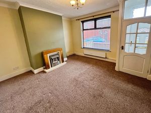 Lounge- click for photo gallery